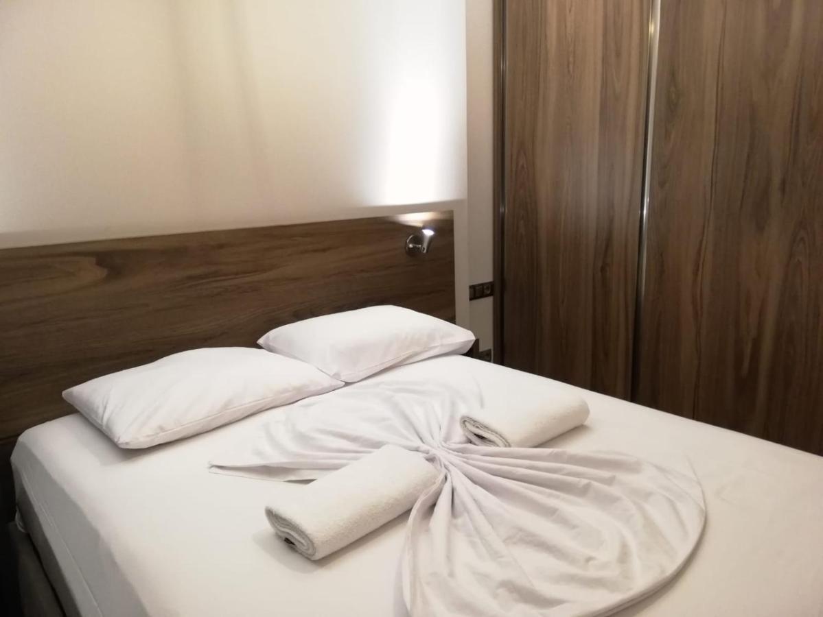 Dogan Palas Suites Istanbul Exteriör bild